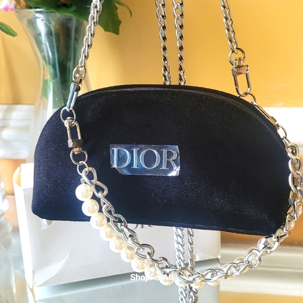 Dior - Picture 2 of 15